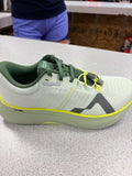Mount To Coast Women's R1 Shoes