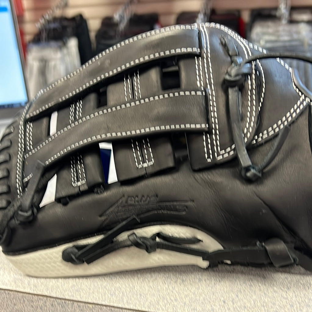 Mizuno Softball Glove Geared4Sports